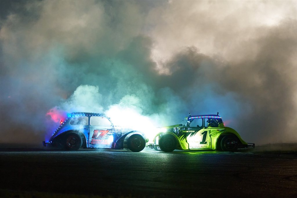 Daniel Kiikonen og Nicolai Baltzer Jensen var med til at levere underholdningen ved Night Race
(Foto: Stumpphoto)